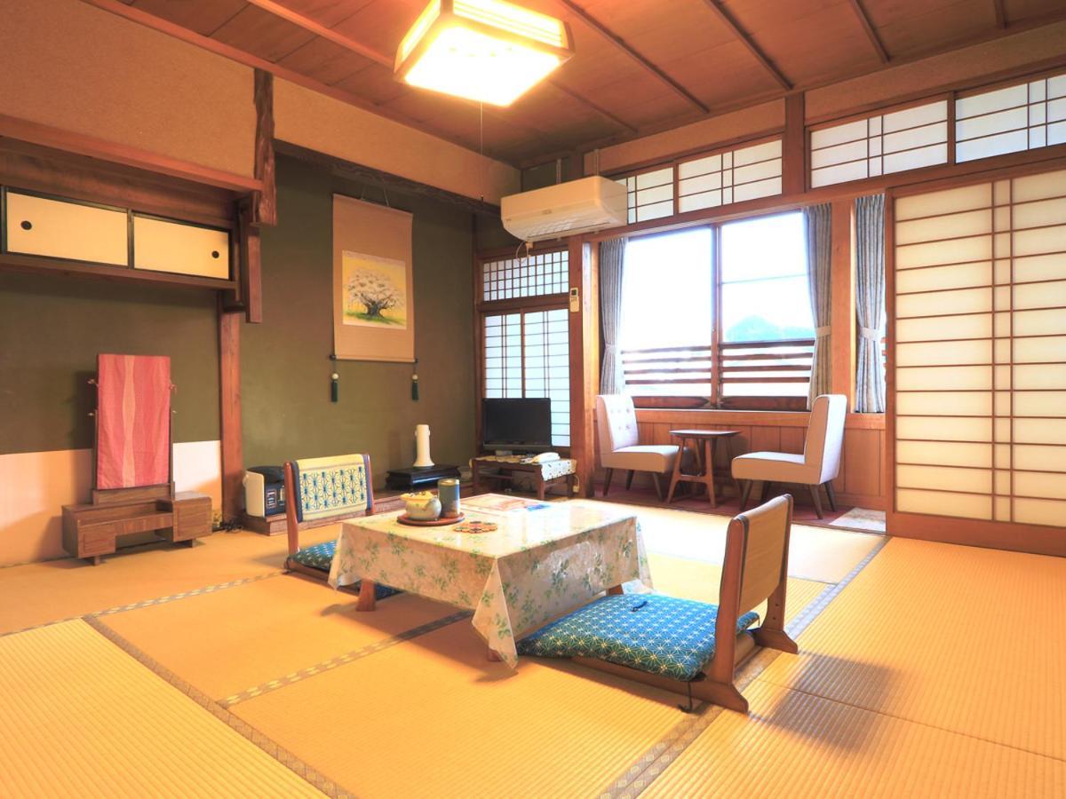 Ougiya Ryokan Toyooka  Exteriör bild